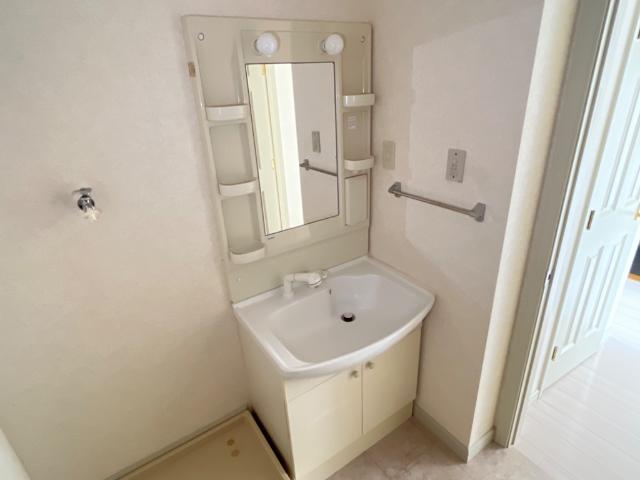 洗面設備　洗髪洗面化粧台