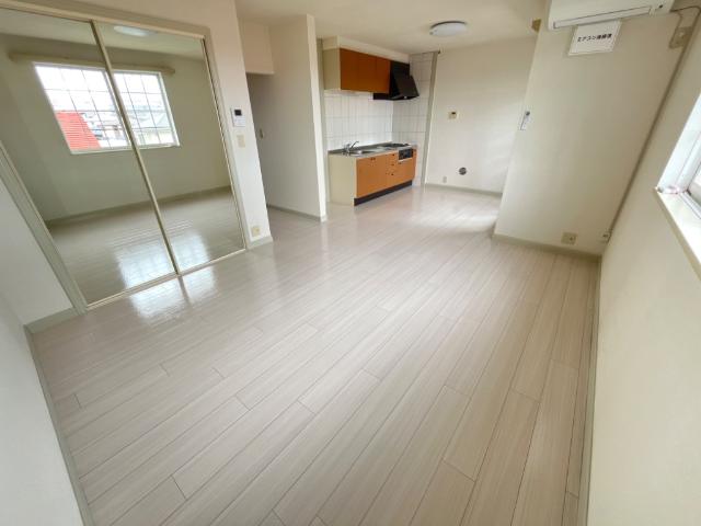 居室・リビング　リビング