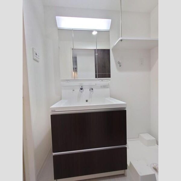 洗面設備　洗髪洗面化粧台