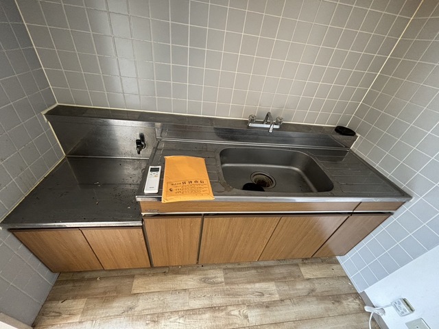 キッチン　別部屋参考写真です