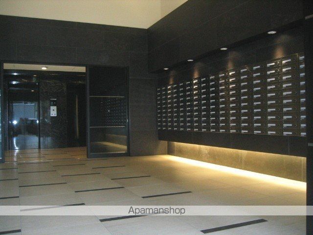 ロビー　ロビー