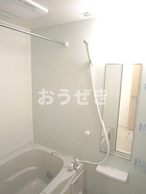 バス・シャワールーム　?