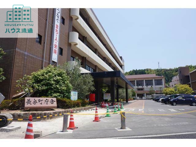 役所　長与町役場（役所）まで1988m