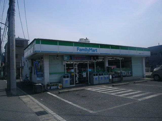 コンビニ　ファミリーマート浦安海楽店（コンビニ）まで204m