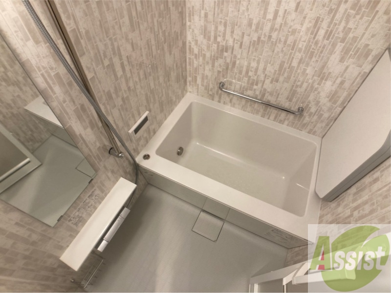 バス・シャワールーム　お風呂になります。一日の疲れを癒してくださいね。