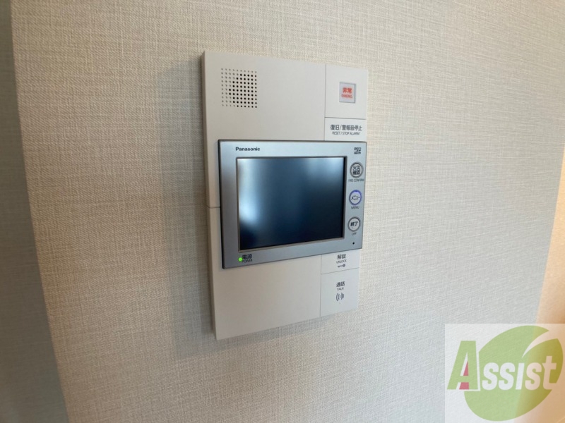 セキュリティ　ＴＶモニター付インターホンです。来客者の顔が見えるので安心！