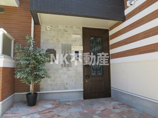 エントランス　ゆとりのあるエントランスです