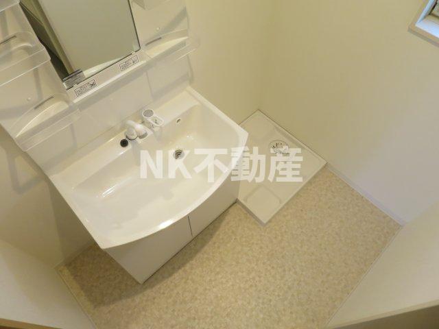 洗面設備　使いやすい洗面所です