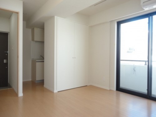 居室・リビング　内観