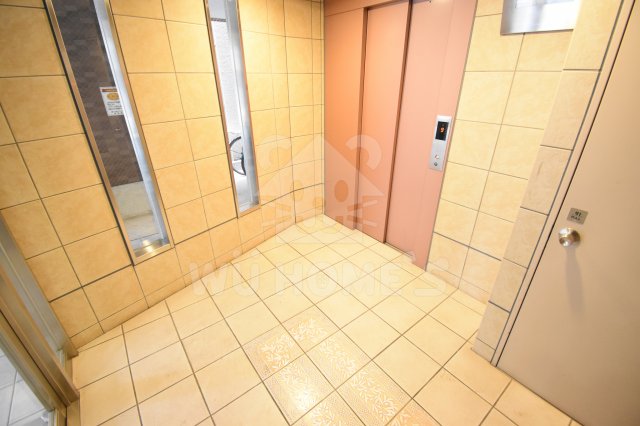 エントランス　毎日通るエントランスはこのようになっています