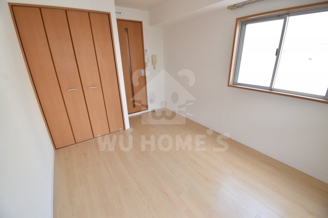 居室・リビング　きれいな洋室です