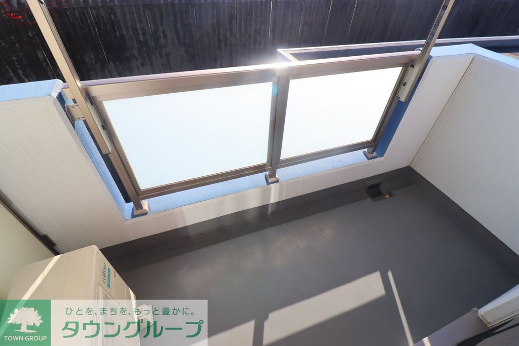 バルコニー　バルコニー