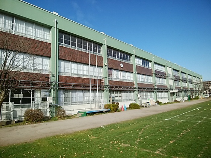 小学校　清瀬第八小学校（小学校）まで660m