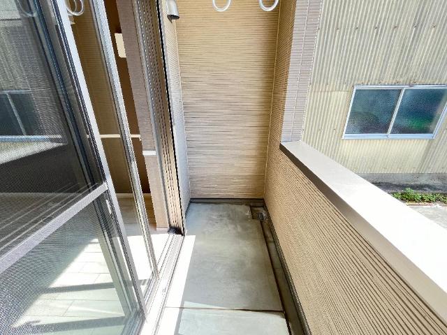 バルコニー　ベランダ