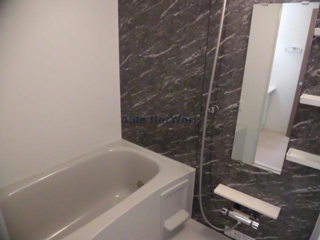 バス・シャワールーム　別部屋参考画像（反転）