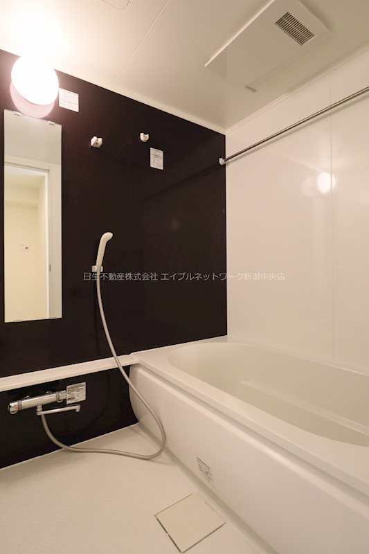 バス・シャワールーム　参考写真