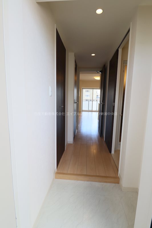 玄関　参考写真