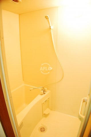 バス・シャワールーム　ルミエール西大橋　バスルーム