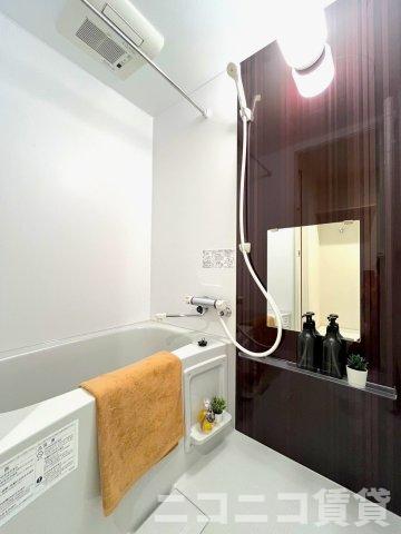 バス・シャワールーム　浴室乾燥機付き　※モデルルーム