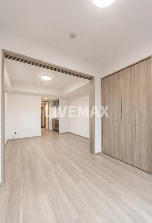 居室・リビング　※反転タイプ