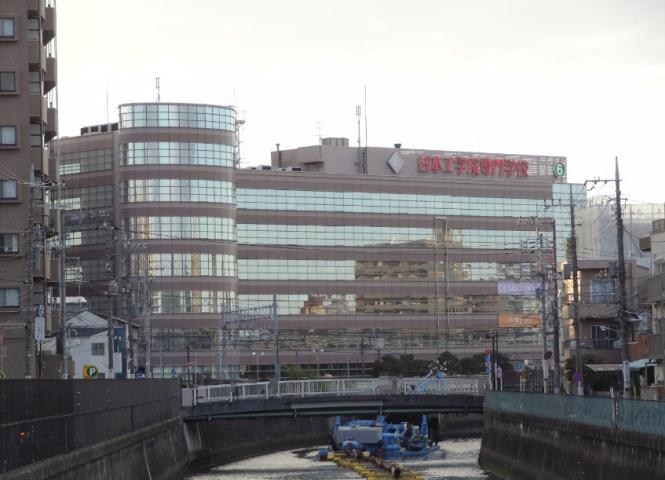 高校・高専　日本工学院専門学校（高校・高専）まで400m