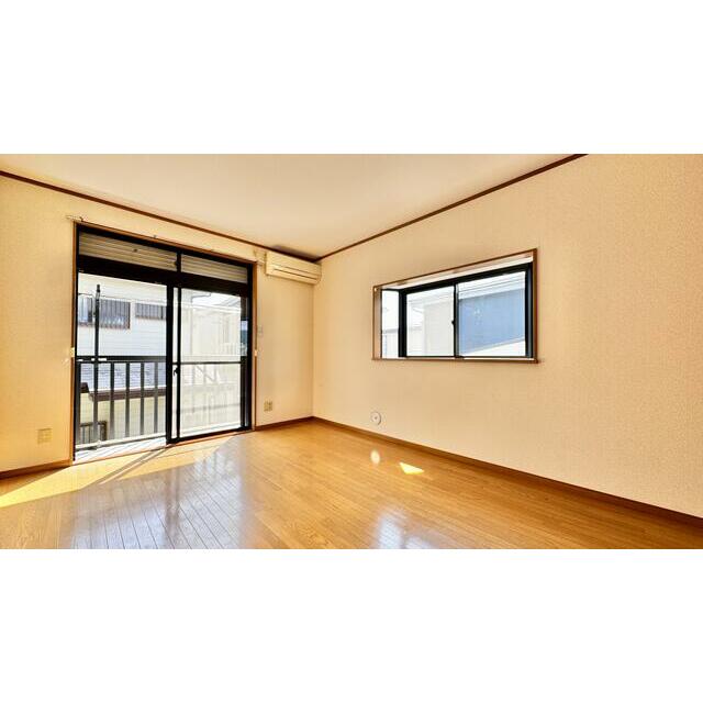 居室・リビング　反転間取参照