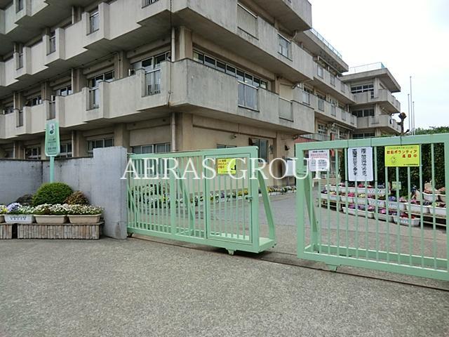 小学校　さいたま市立西原小学校（小学校）まで605m