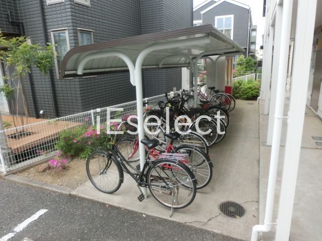 その他共有部分　屋根付き駐輪場