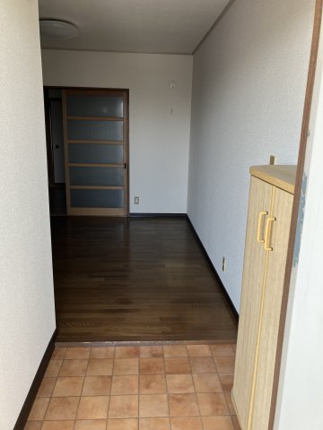 玄関　明るい玄関です