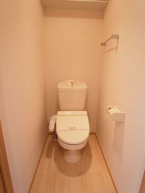 トイレ　☆温水洗浄暖房便座☆