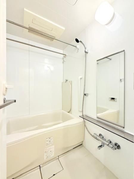 バス・シャワールーム　バス