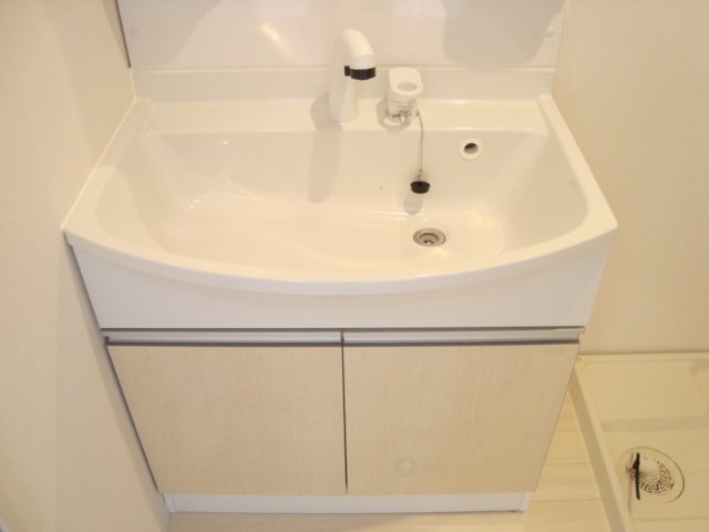 洗面設備　洗髪洗面化粧台