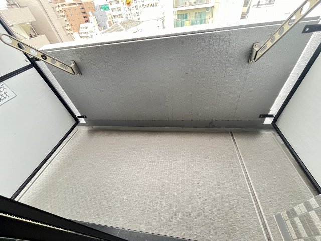 バルコニー　開放的で明るい空間を演出してくれるバルコニーです
