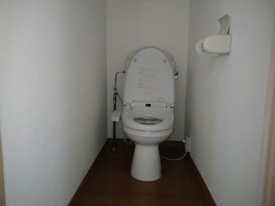 トイレ　温水洗浄便座設置