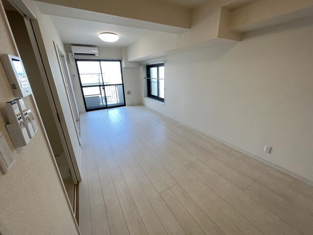 居室・リビング　?