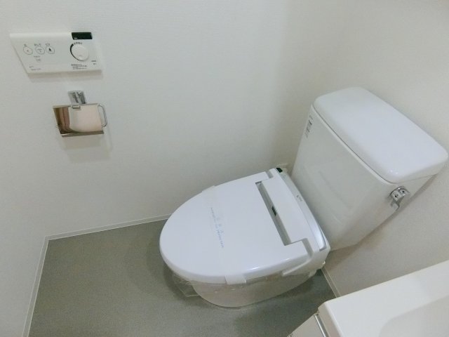 トイレ　プレミアムキューブ大森本町