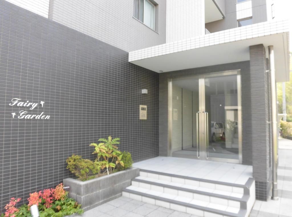 エントランス　エントランス