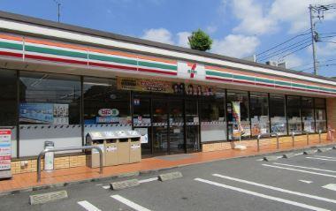 コンビニ　セブンイレブン 北区浮間中央通り店（コンビニ）まで241m