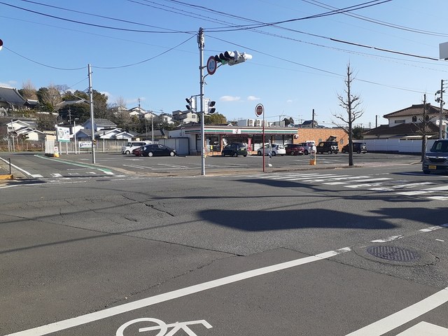 コンビニ　セブンイレブン大村東三城店（コンビニ）まで339m