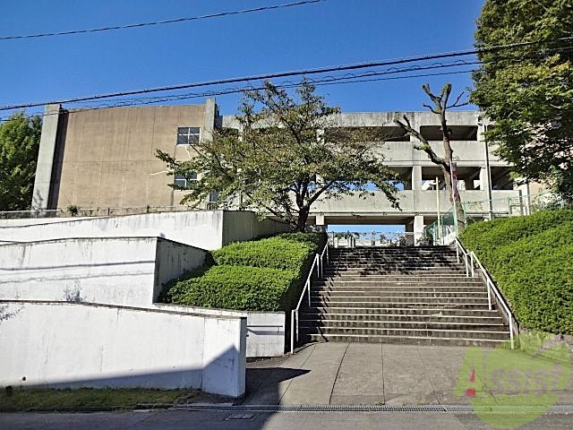 中学校　第十八中学校（中学校）まで1200m