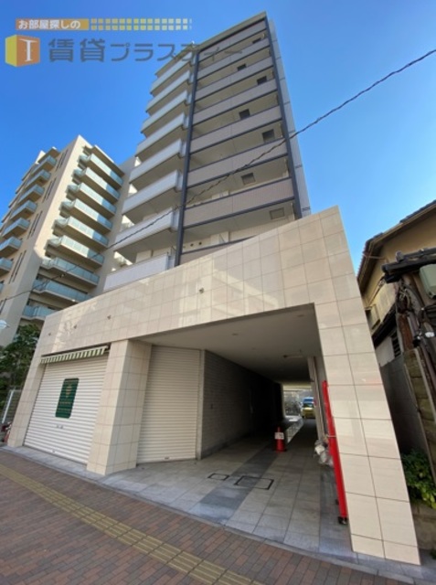 建物外観　威風堂々、市川にユガニューあり。