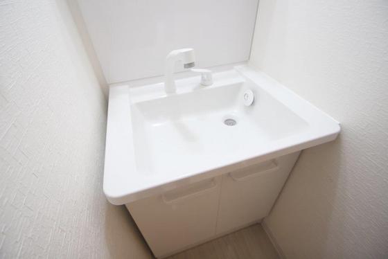 洗面設備　※別部屋の写真です
