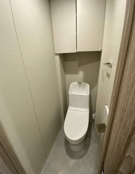 トイレ　※別部屋の参考写真です。