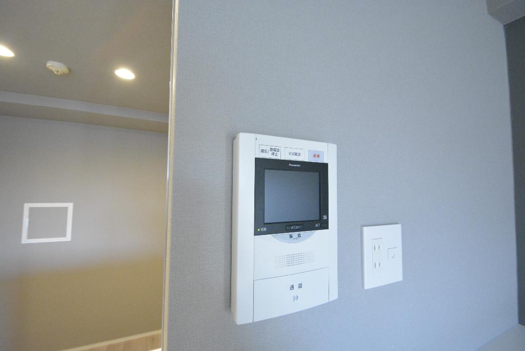 セキュリティ　カメラ付インターホン