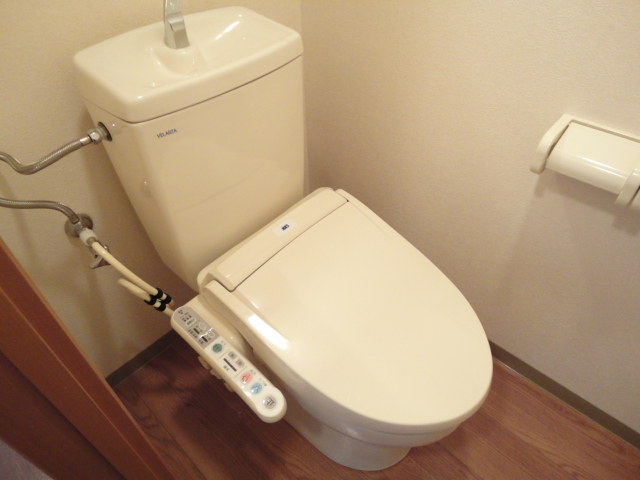 トイレ　シャワー付トイレ