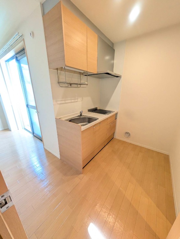 キッチン　他号室の写真になります。