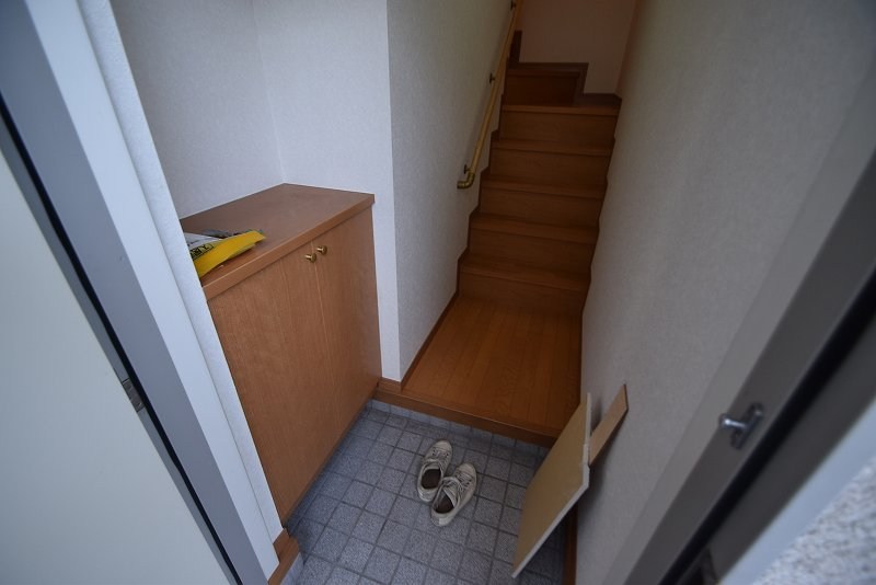 玄関　現況優先