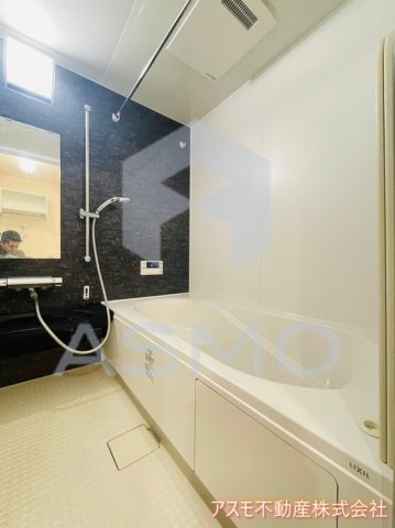 バス・シャワールーム　同マンション別部屋参考写真