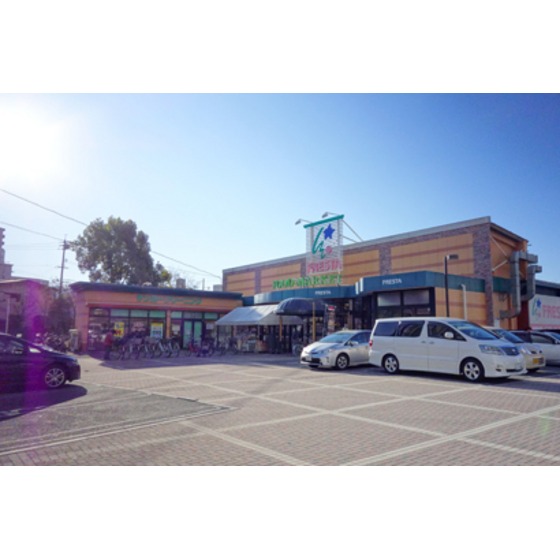 スーパー　フレスタ祇園店（スーパー）まで801m