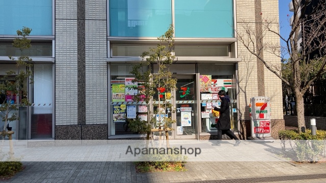 コンビニ　セブン－イレブン中央区新川１丁目店（コンビニ）まで409m
